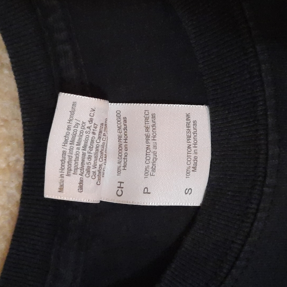 Small Lady's T-shirt - Picture 2 of 3